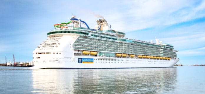 freedomoftheseas1-696x318