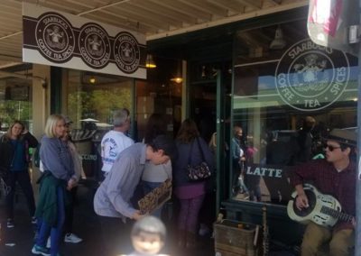 Jeffe At The Very First Starbucks In Seattle 400x284